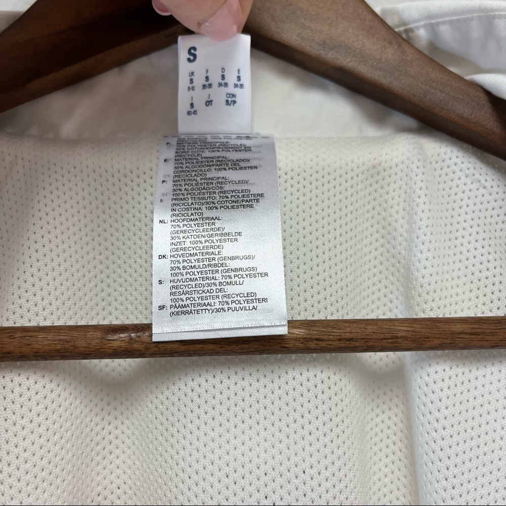 Reebok White Button Mesh Breathable Lightweight Jacket - Picture 8 of 8
